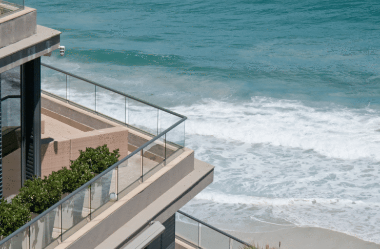 beautiful airbnb on the beach